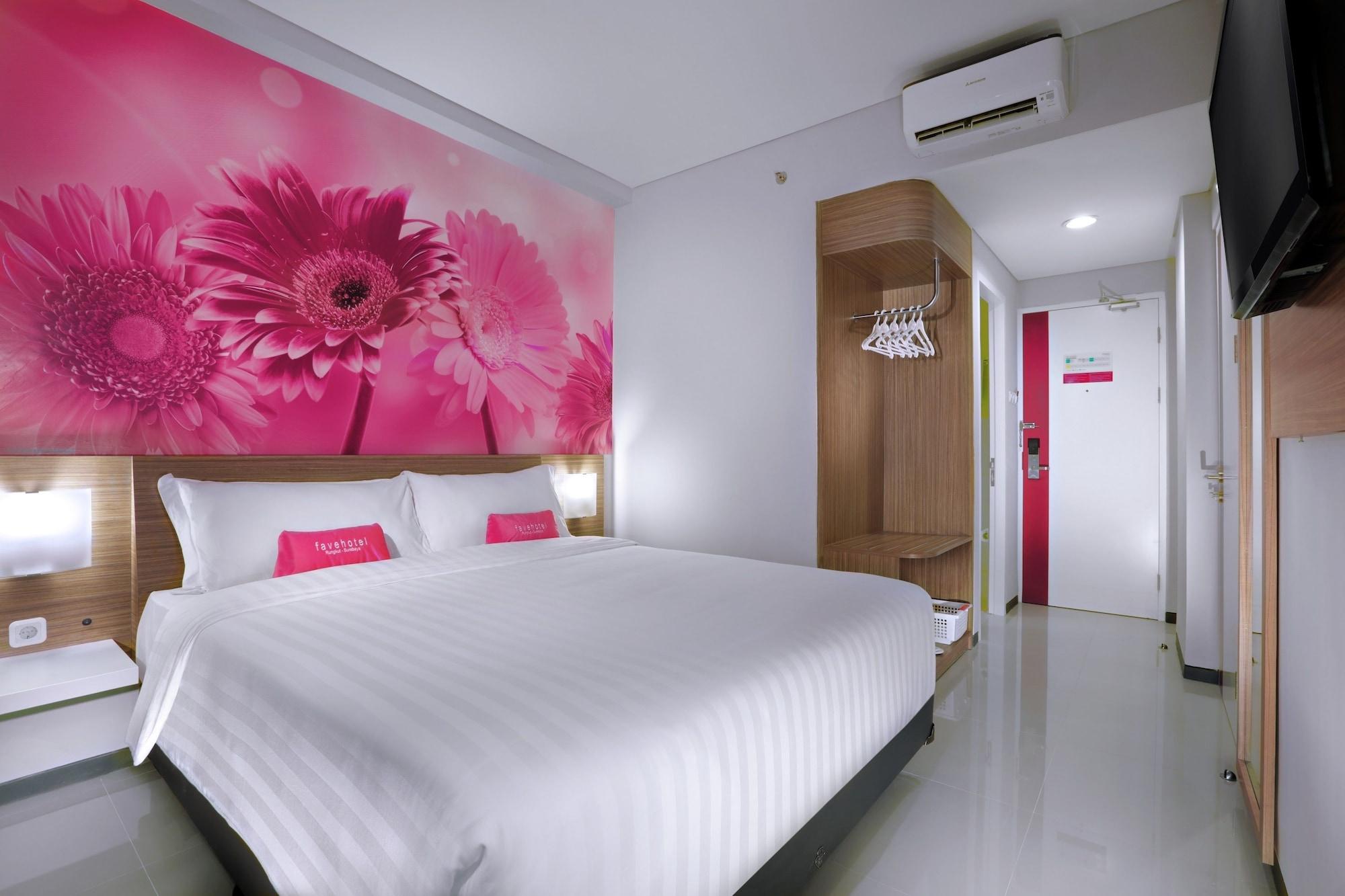 Favehotel Rungkut Surabaya Exterior foto